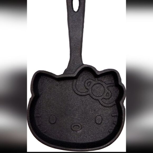 BRAND NEW Hello Kitty Pancake Skillet with Mix Stocking Stuffers Gifts for Kid - Picture 5 of 13
